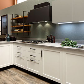 Cucine classiche by Cucine&Dintroni Parabita